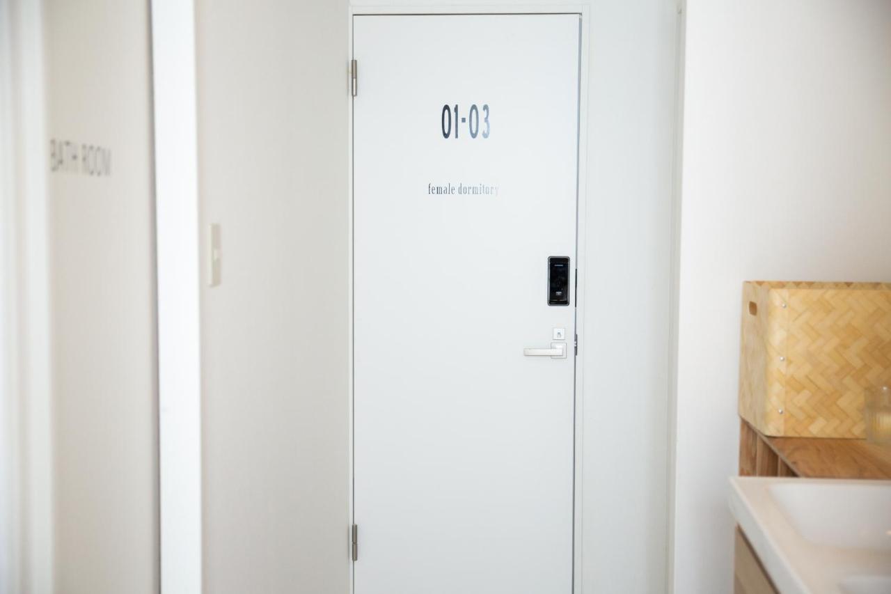 Meedafu'S Yui Hostel And Coffee Yoron Exteriör bild