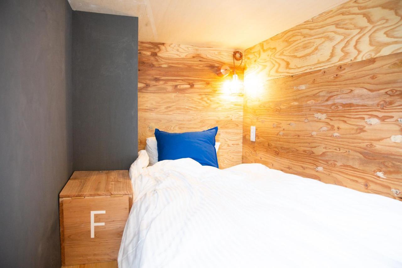 Meedafu'S Yui Hostel And Coffee Yoron Exteriör bild